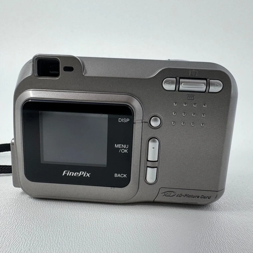 Fujifilm FinePix 2650 Digital Camera 2.0MP 3x Optical Zoom Silver Fujinon Lens